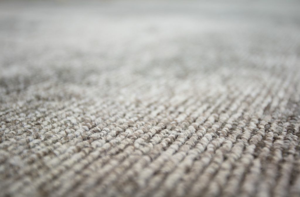 72_dpi_4A2M_CloseUp_carpet_TRAMONTANE_920_GREY_3