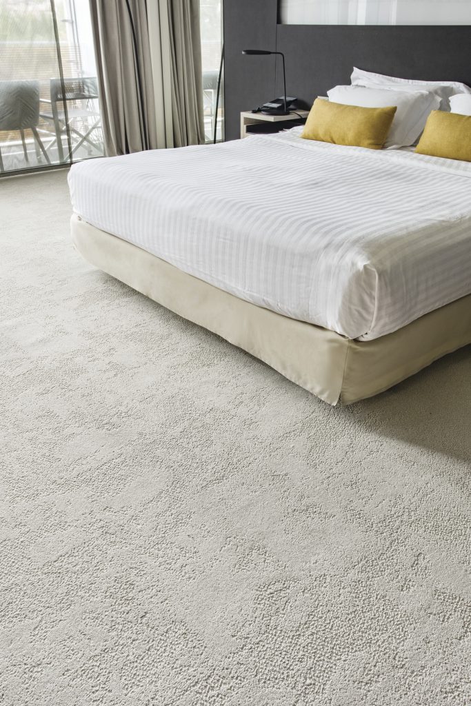 72_dpi_4A9L_RoomSet_carpet_LOUVRE_605_BEIGE_4