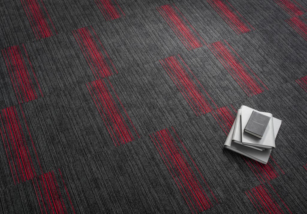 72_dpi_4B2H_CloseUp_carpet_TRUST STRIPES_975_GREY_1