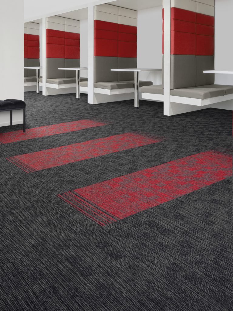 72_dpi_4B7O_Roomset_carpet_TRUST 570_960_TRUST LINK_590_RED_2